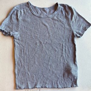 american eagle size xs crop top